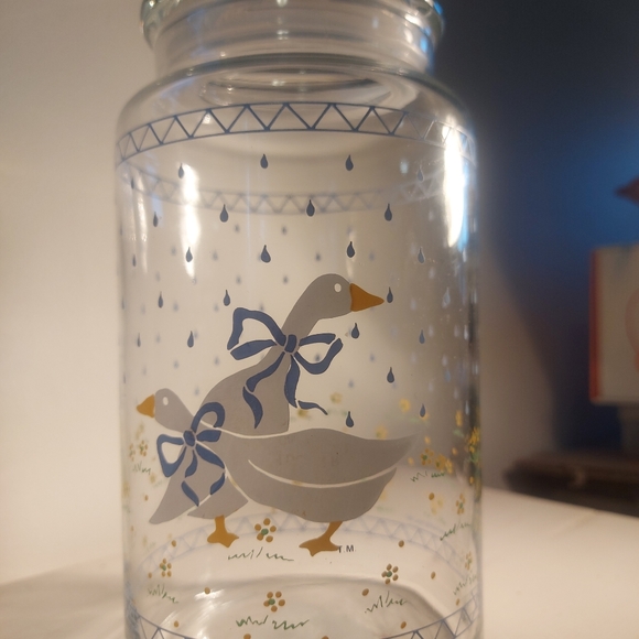 Glass canister- vintage Anchor Hocking duck pattern - Picture 4 of 8